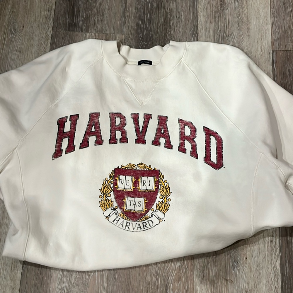 Oversized Harvard sweater